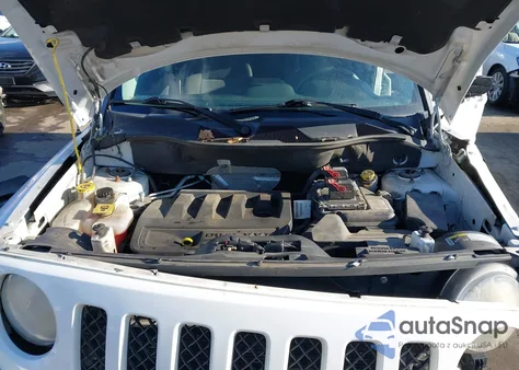 2014 Jeep Patriot Latitude из США, поврежденный, VIN 1C4NJRFB8ED718704